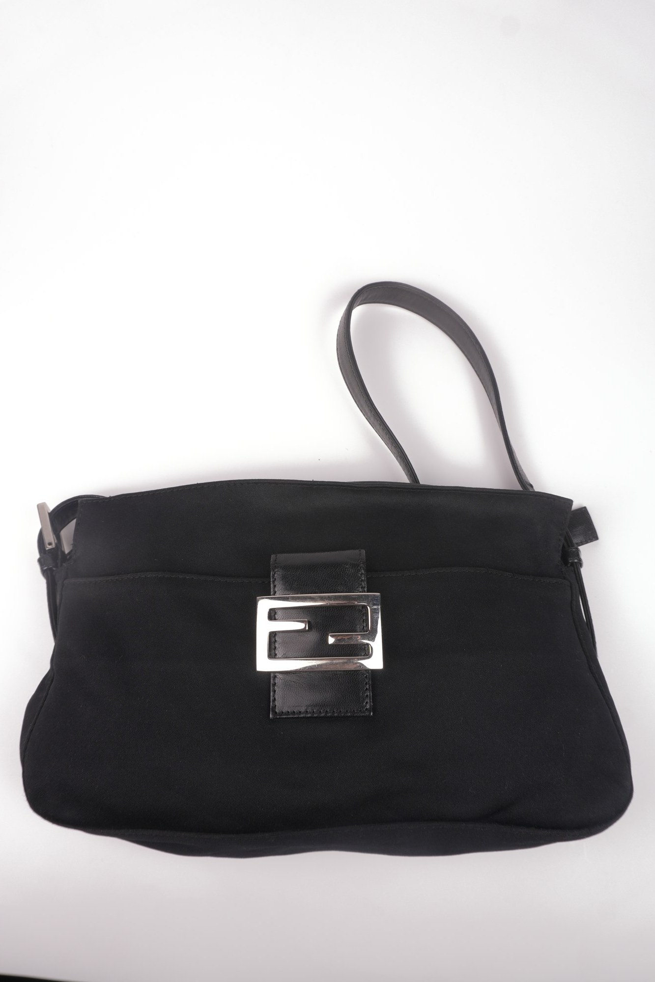 Fendi Mamma Baguette Shoulder Bag