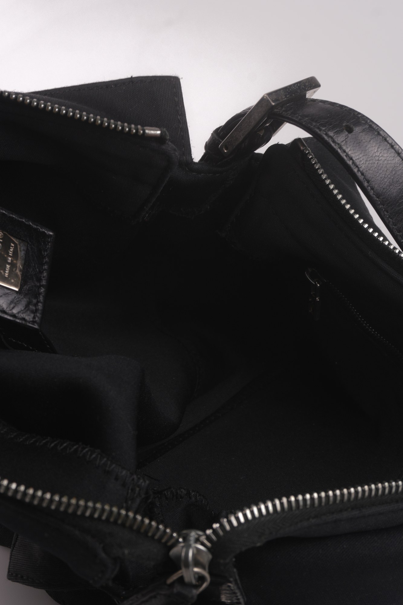 Fendi Mamma Baguette Shoulder Bag